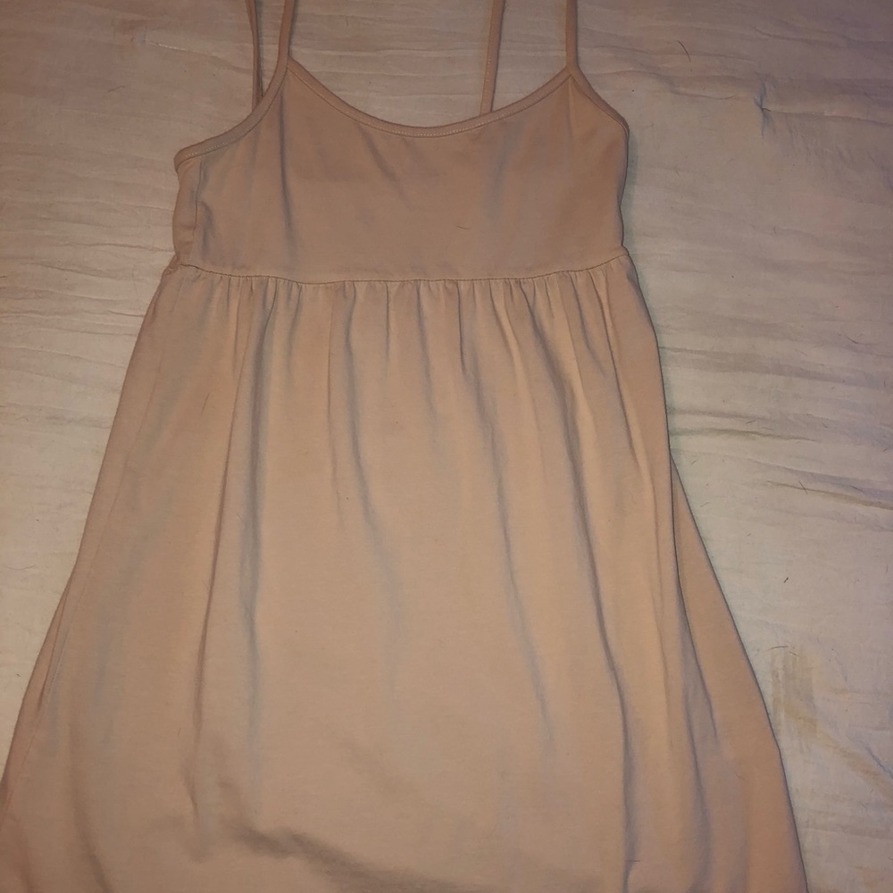 Flowy light pink dress